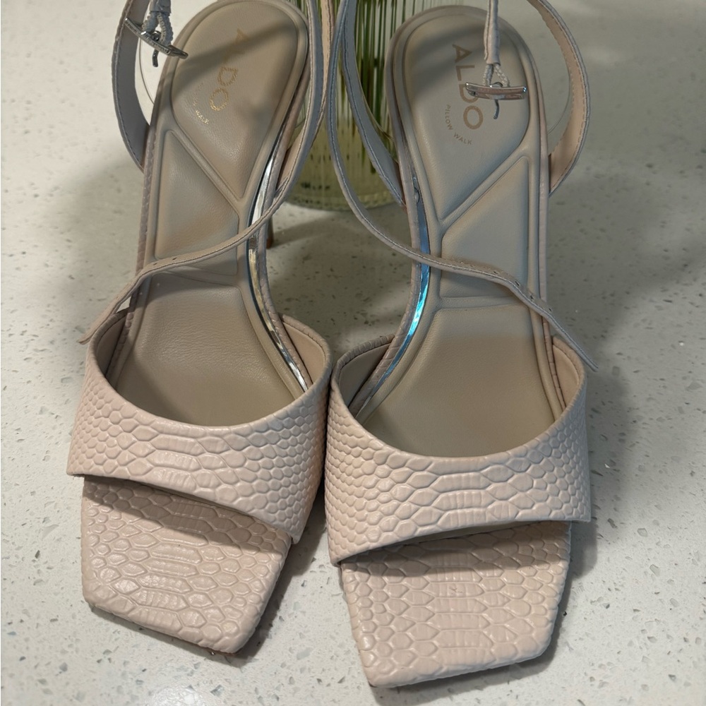 Aldo Lettie
Strappy stiletto sandal